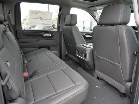 New 2026 GMC Sierra 3500 Denali w/ Denali Reserve Package AWD/4WD image 28