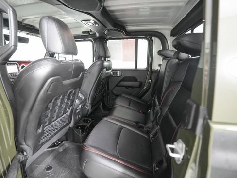 Used 2023 Jeep Gladiator Rubicon w/ LED Lighting Group AWD/4WD image 14