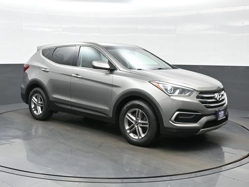 Used 2017 Hyundai Santa Fe Sport AWD/4WD image 8