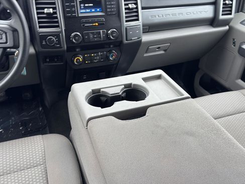 Used 2019 Ford F250 XLT w/ XLT Value Package image 15