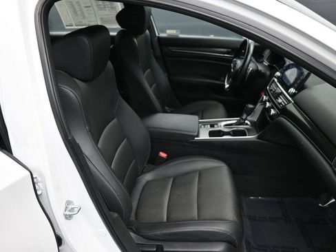 Certified 2022 Honda Accord Sport image 24