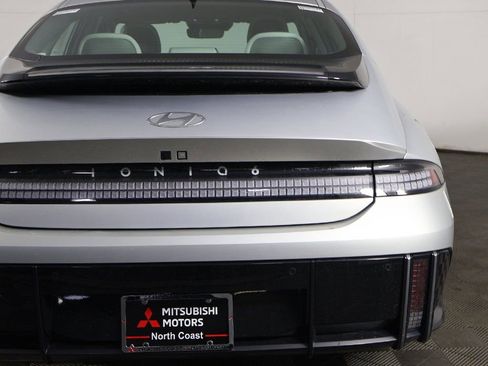 Used 2024 Hyundai Ioniq 6 SEL image 16
