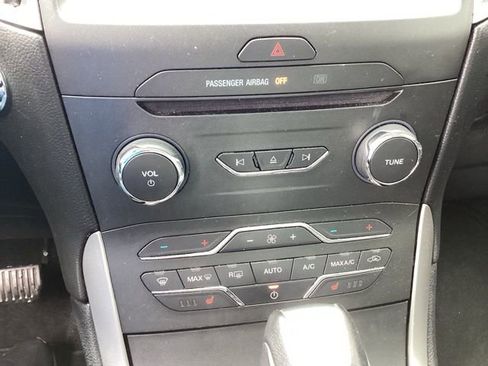 Used 2017 Ford Edge SEL w/ Equipment Group 201A AWD/4WD image 31