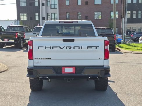 Used 2021 Chevrolet Silverado 1500 LT Trail Boss w/ Convenience Package II AWD/4WD image 7