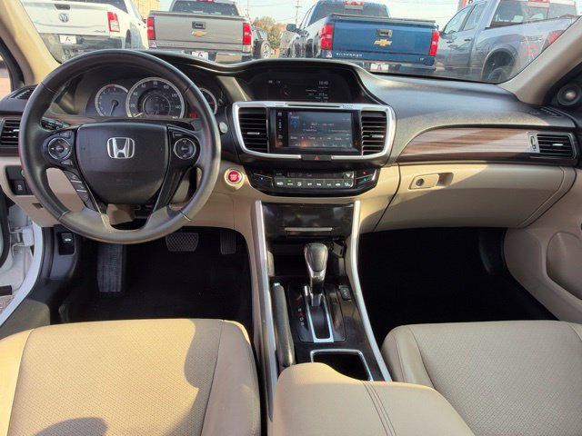 Used 2017 Honda Accord EX-L image 14