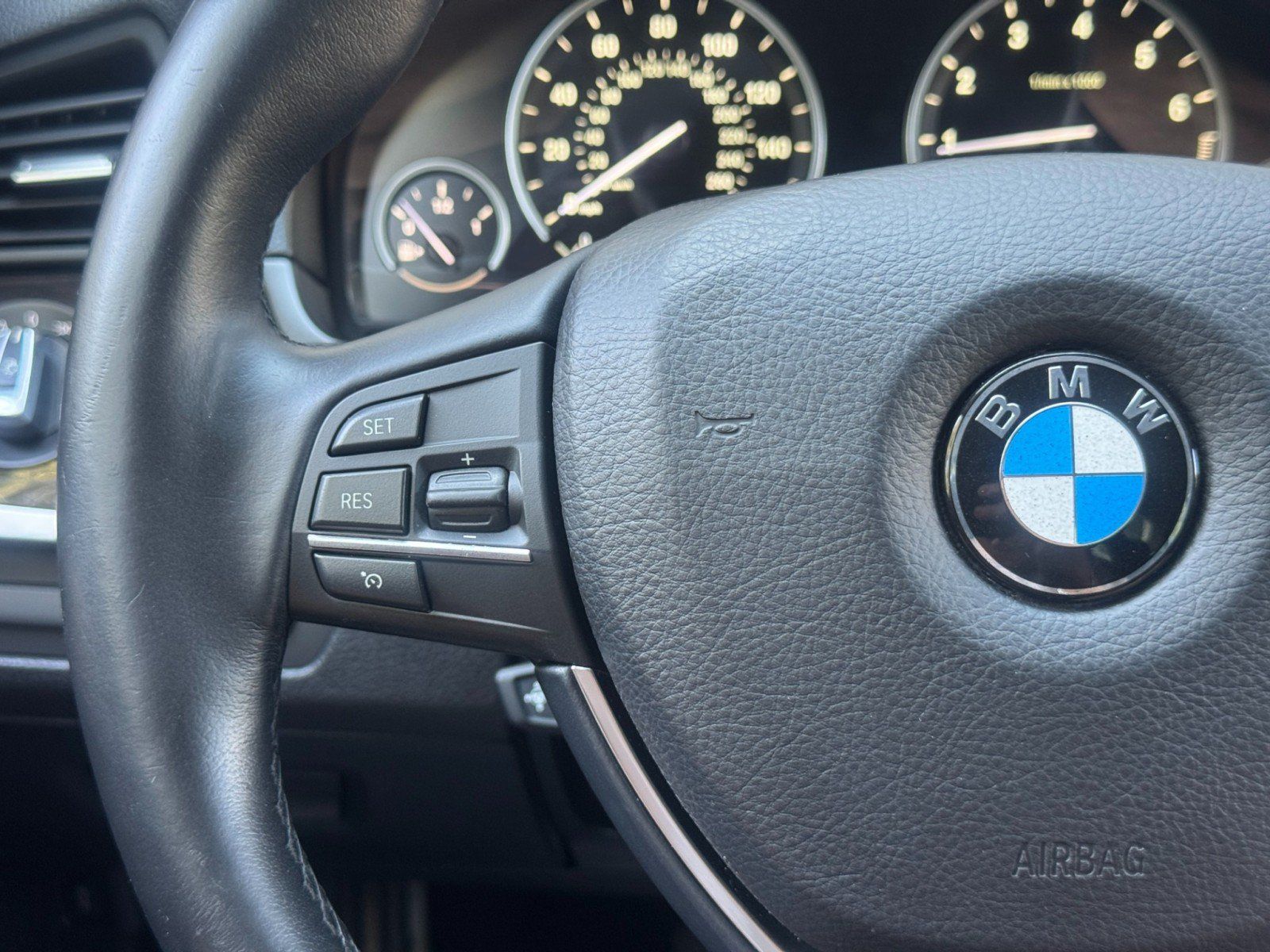 Used 2015 BMW 528i xDrive Sedan AWD/4WD image 21