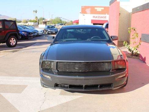 Used 2007 Ford Mustang GT RWD image 3