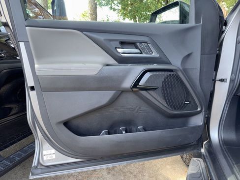 Used 2026 Chevrolet Silverado EV Trail Boss AWD/4WD image 28