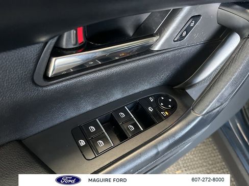Used 2023 MAZDA CX-50 AWD 2.5 S w/ Premium Plus Pkg image 6