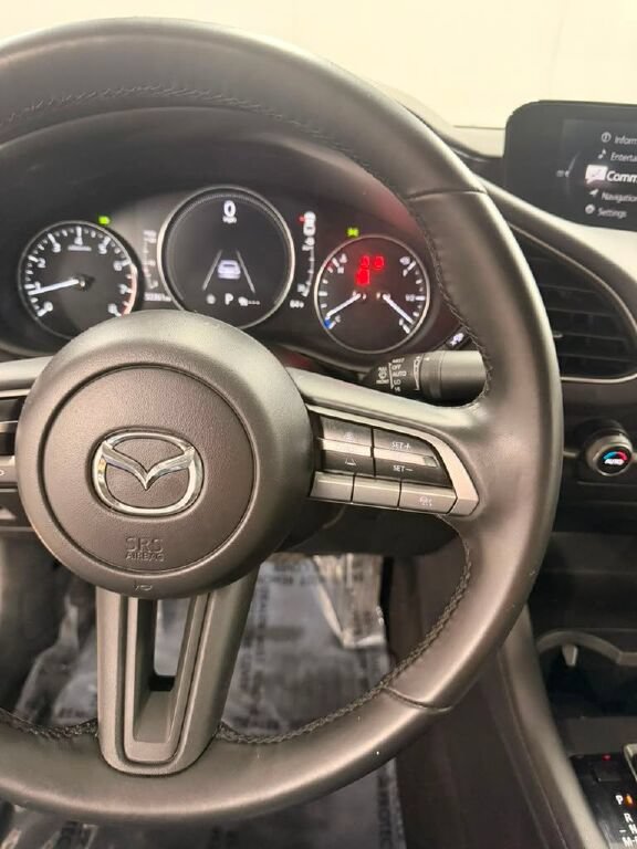 Used 2022 MAZDA MAZDA3 s FWD image 25
