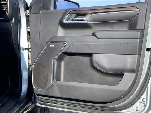 Used 2023 Chevrolet Silverado 1500 RST image 22