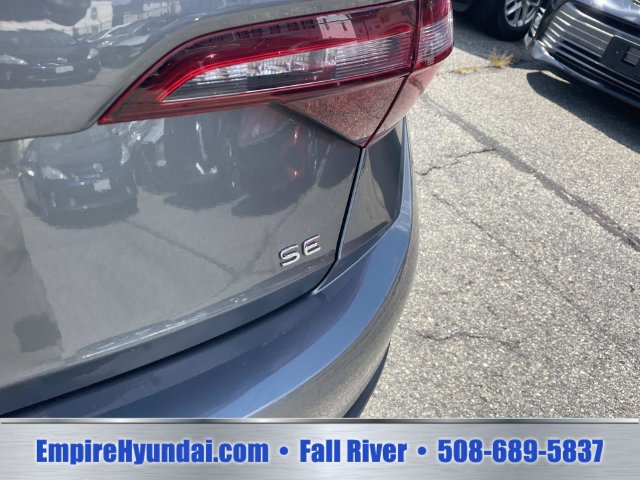 Used 2024 Volkswagen Jetta SE FWD image 6