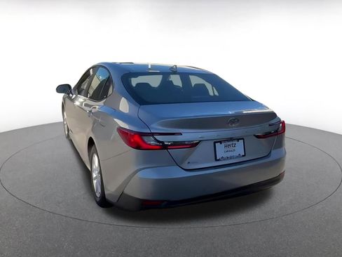 Used 2025 Toyota Camry LE image 11