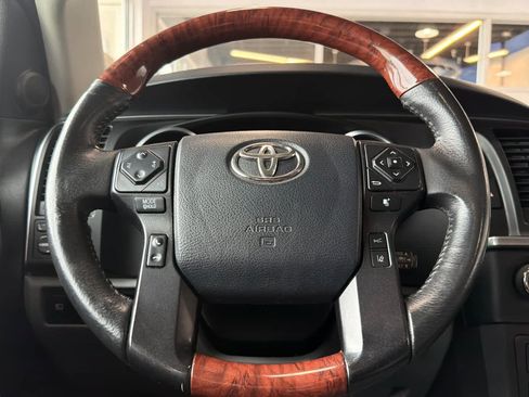 Used 2018 Toyota Sequoia Platinum w/ Carpet Mat Package AWD/4WD image 26