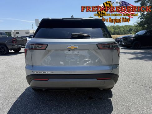 Used 2025 Chevrolet Equinox LT AWD/4WD image 6