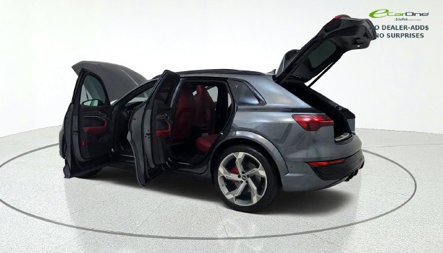 Used 2024 Audi Q8 e-tron Prestige w/ Prestige Package AWD/4WD image 16