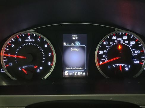 Used 2017 Toyota Camry SE image 18