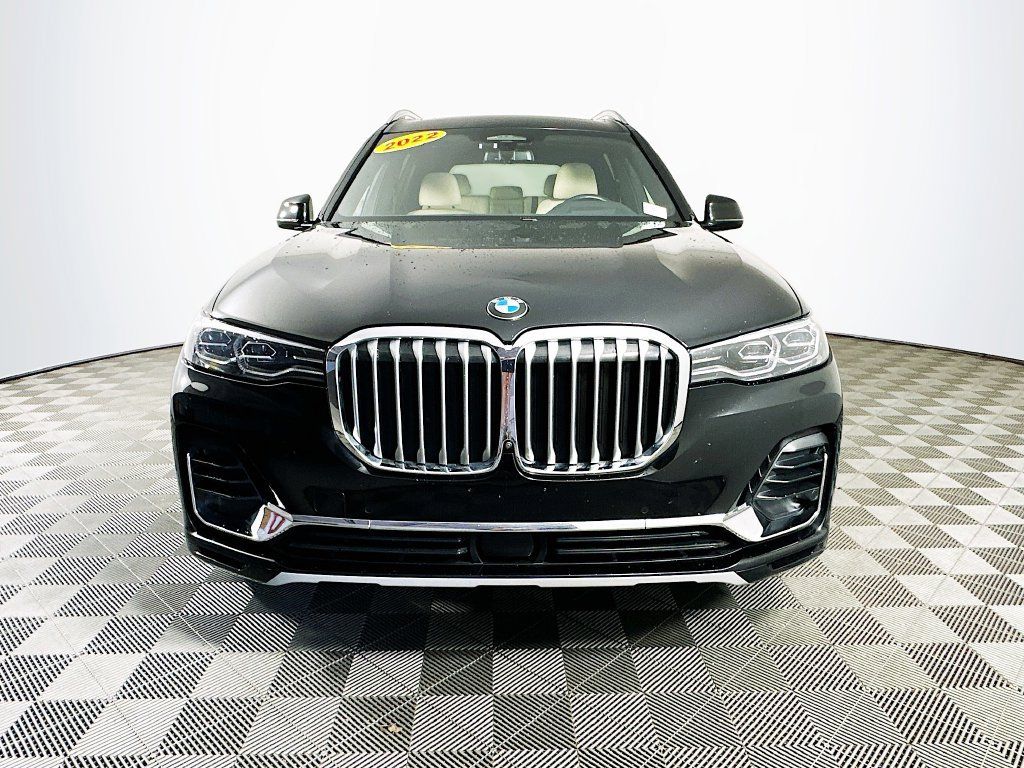 Used 2022 BMW X7 xDrive40i w/ Premium Package AWD/4WD image 4