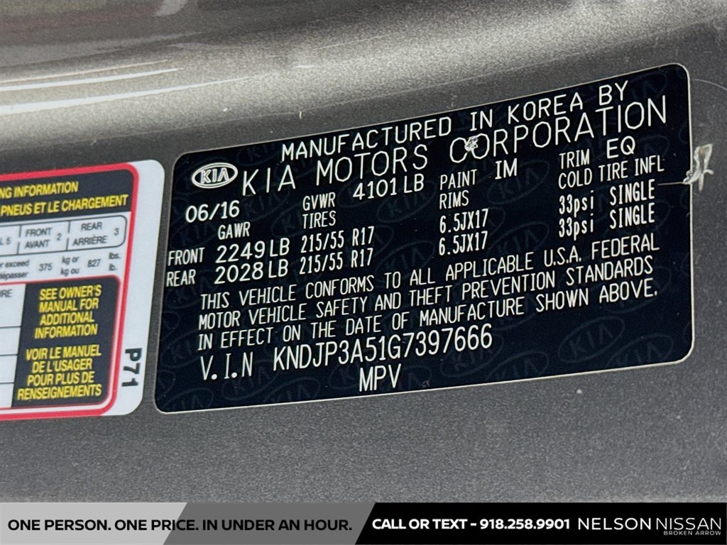 Used 2016 Kia Soul + FWD image 29
