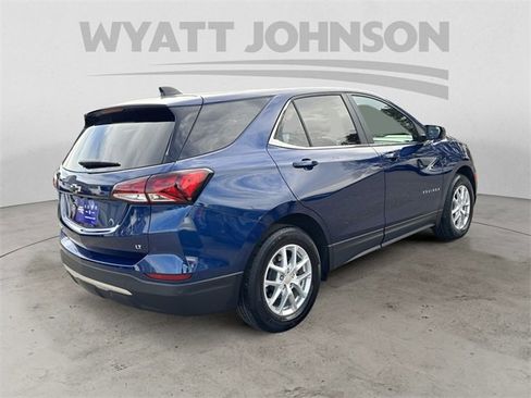 Used 2023 Chevrolet Equinox LT image 5