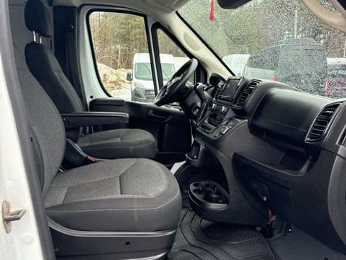 Used 2024 RAM ProMaster 2500 w/ Convenience Group FWD image 20