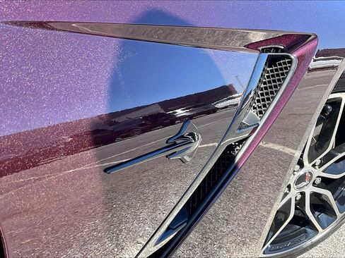 Used 2017 Chevrolet Corvette Stingray Coupe w/ Carbon Flash Badge Package image 8