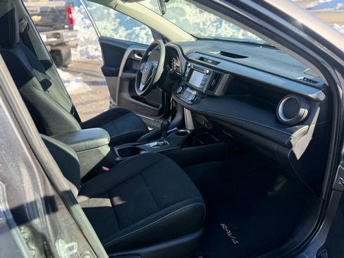 Used 2015 Toyota RAV4 XLE image 21