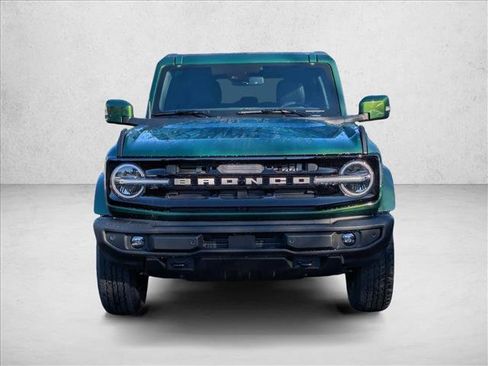 New 2025 Ford Bronco Outer Banks image 5