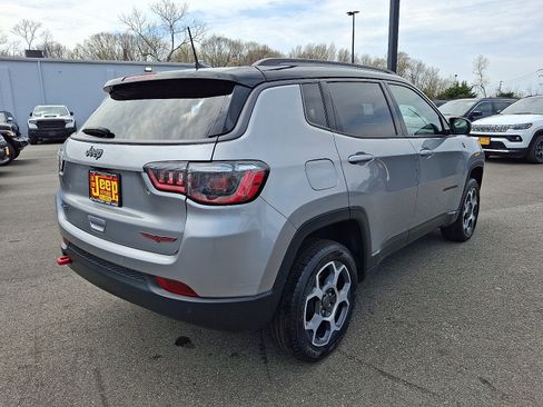 Certified 2022 Jeep Compass Trailhawk w/ Sun and Sound Group AWD/4WD image 6