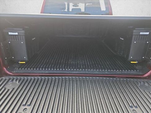 Used 2020 RAM 1500 Laramie AWD/4WD image 7