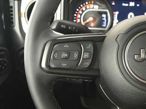 Used 2026 Jeep Gladiator Sport AWD/4WD image 35