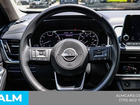 Used 2024 Nissan Rogue SV FWD image 23