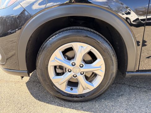 Certified 2023 Honda HR-V LX image 7