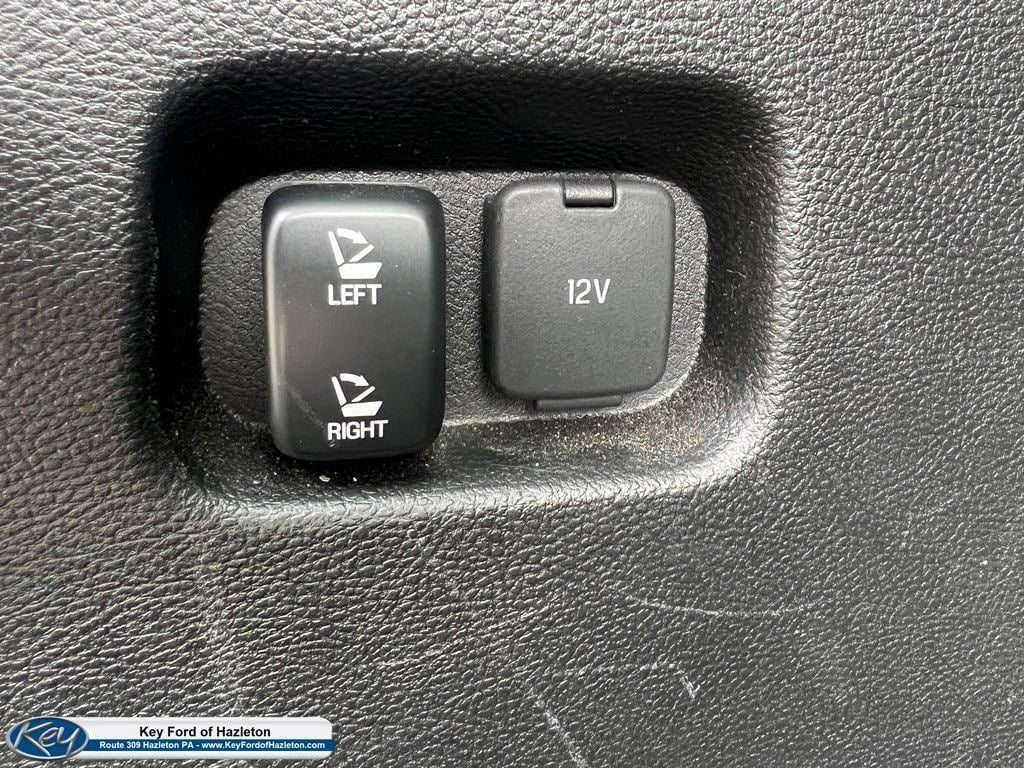 Used 2024 Ford Edge SEL AWD/4WD image 33