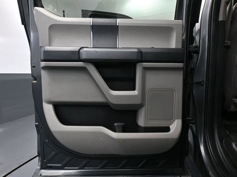 Used 2020 Ford F150 XLT w/ Trailer Tow Package image 33