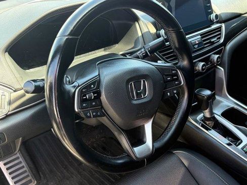 Used 2020 Honda Accord Sport image 10