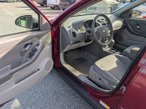 Used 2007 Chevrolet Malibu LS FWD image 10