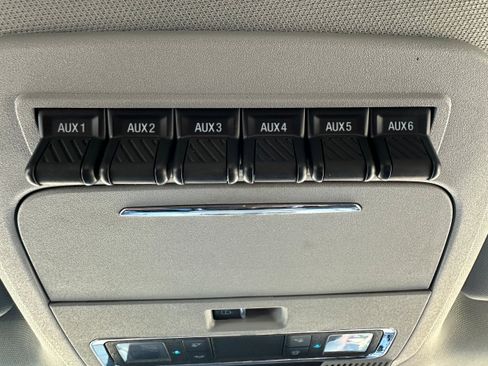 Used 2023 Ford F250 Lariat w/ Lariat Ultimate Package AWD/4WD image 36