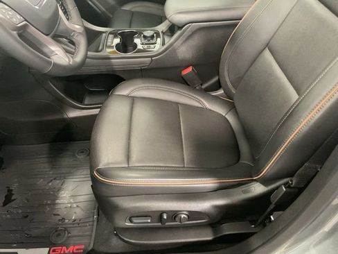 Used 2023 GMC Acadia AT4 w/ Technology Package image 10