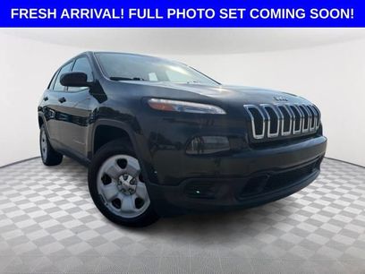 Used 2014 Jeep Cherokee Sport w/ Cold Weather Group