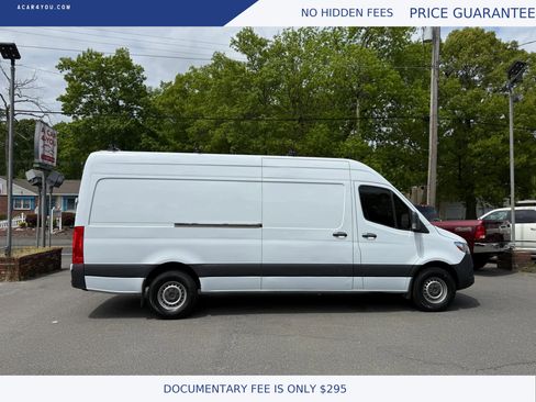 Used 2019 Mercedes-Benz Sprinter 170 image 2