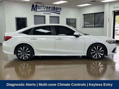 Used 2024 Honda Civic EX image 4