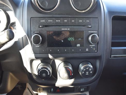 Used 2011 Jeep Patriot Sport image 14