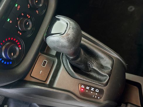 Used 2022 RAM ProMaster City Tradesman FWD image 20