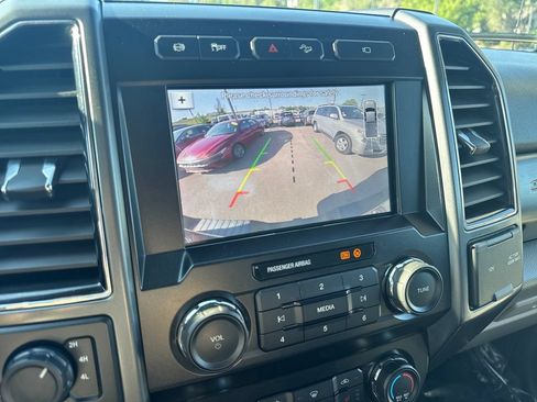 Used 2019 Ford F350 XLT w/ XLT Premium Package AWD/4WD image 40