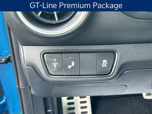 Used 2023 Kia Forte GT-Line w/ GT-Line Premium Package image 13