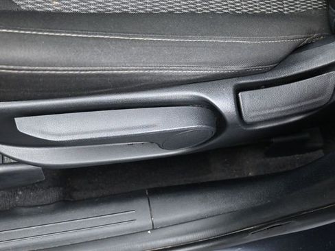 Used 2023 Kia Sorento LX image 12