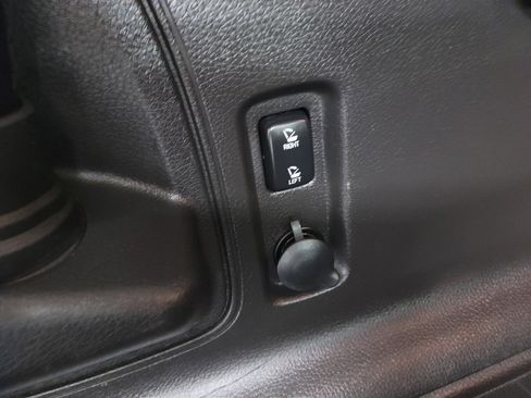 Used 2014 Ford Edge Sport w/ Driver Entry Package image 29