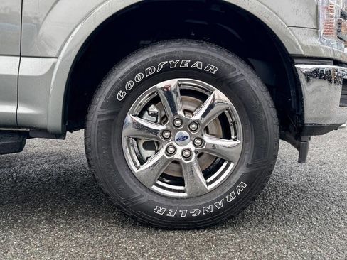 Used 2020 Ford F150 Lariat w/ Equipment Group 502A Luxury image 11