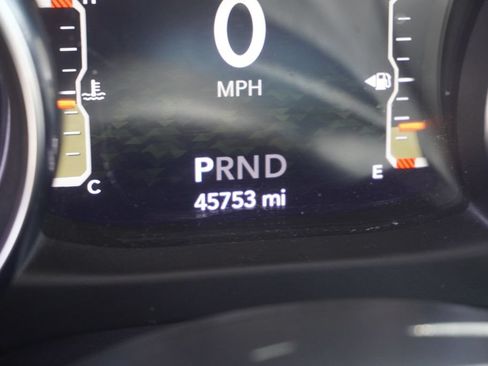 Used 2022 Jeep Wrangler Unlimited Sport AWD/4WD image 3